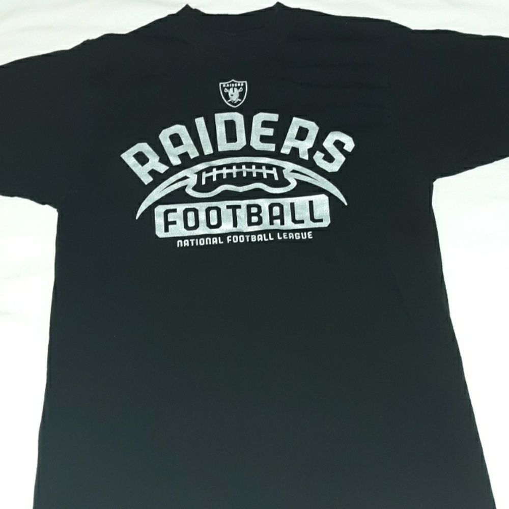 NFL Oakland Raiders Football T-Shirt Black Silver‎